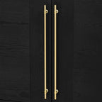 Credenza in legno color tortora/blu navy/nero, ripiani regolabili e maniglie dorate